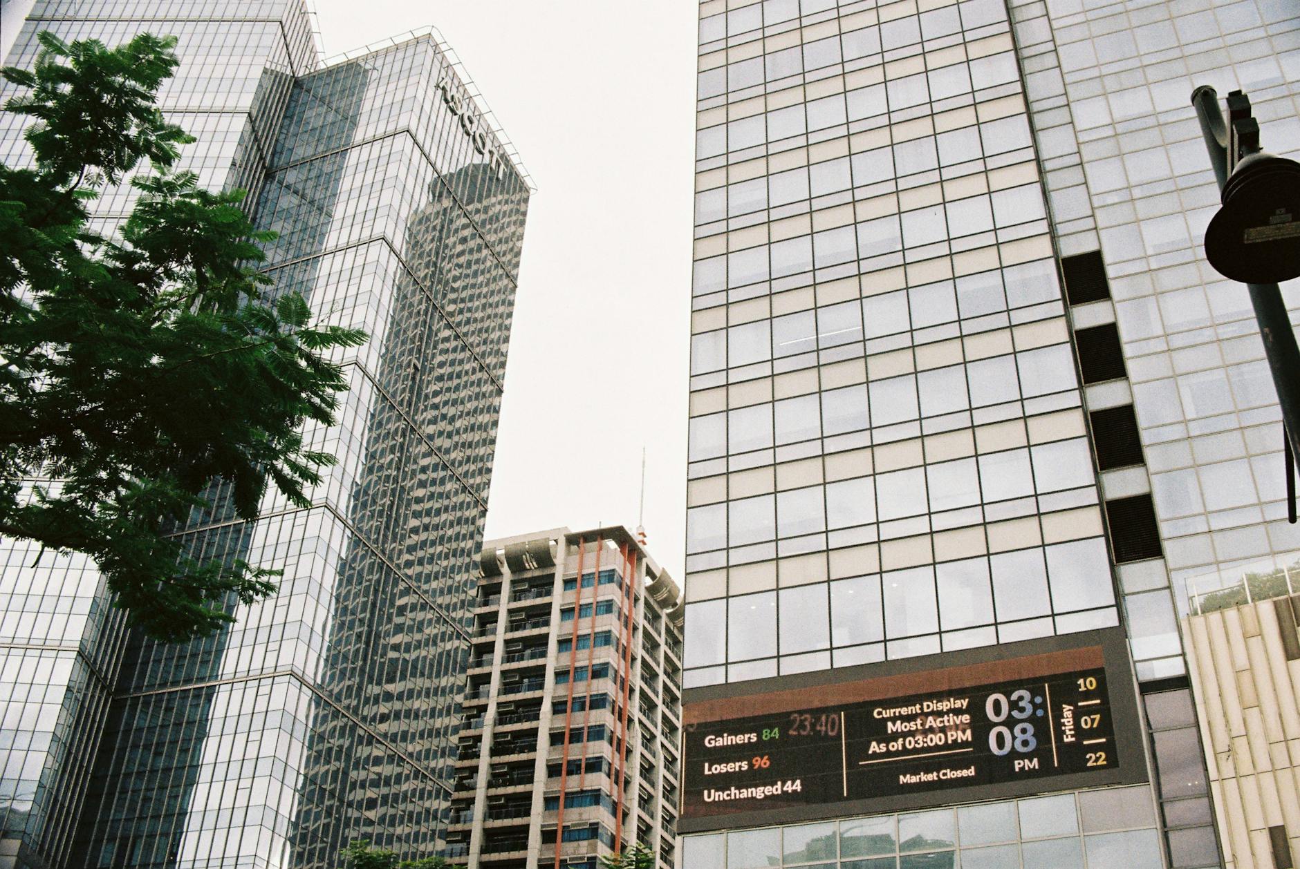 ASEAN Equity Evolution: Retail Investor Surges, Currency Volatility, and the Regional IPO Outlook Post image