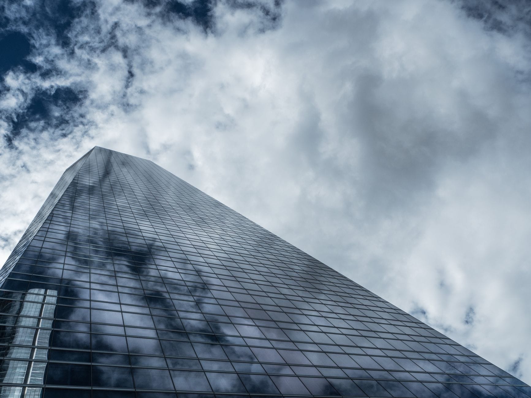 Navigating the Global Real Estate Landscape: Asia's Divergence and Europe's Resilience