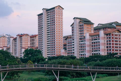Capital values edge higher even as leasing demand weakens across office segments.