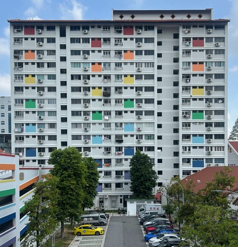 Singapore abolishes 15-month wait-out period for private owners buying HDB resale flats